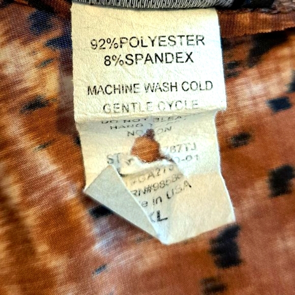 Brittany Black Sequin Animal Print Floral Wrap Blouse Size XL - Picture 6 of 6